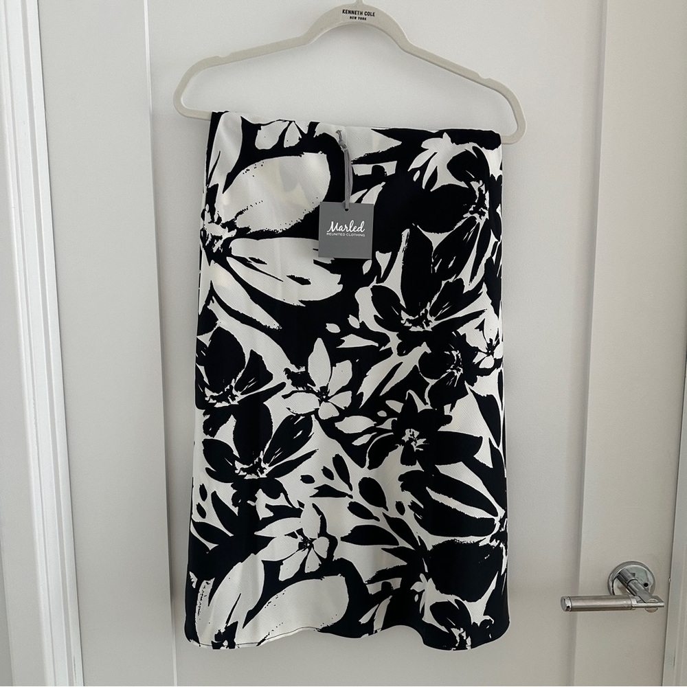 (NWT) Black and White Midi Skirt